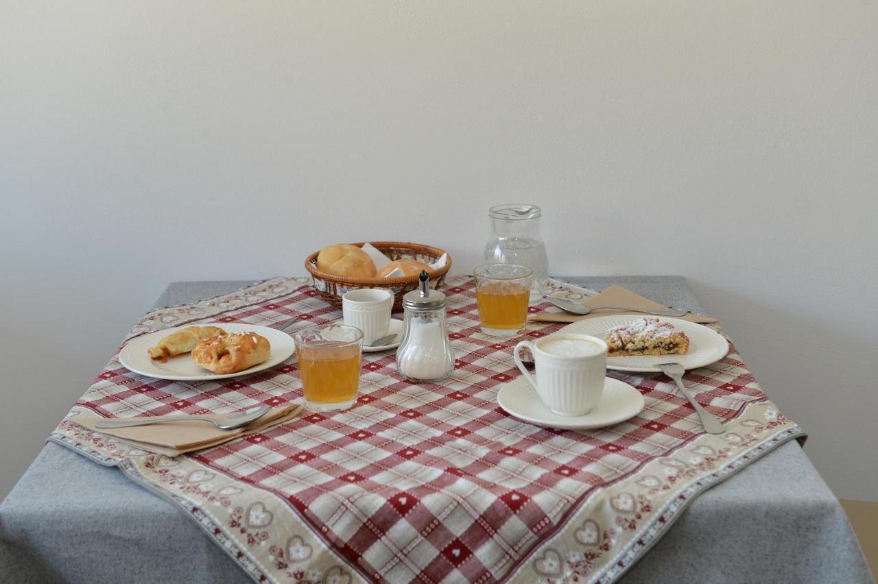 Bed And Breakfast Navis Nave San Rocco Exterior photo